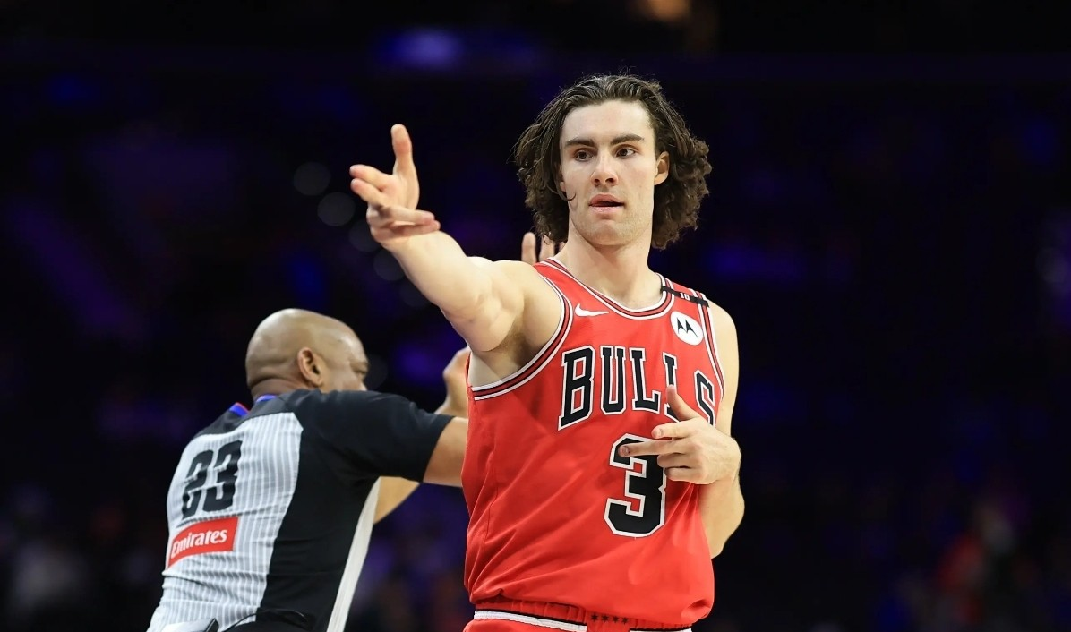 赛后芝加哥公牛备战NBA总决赛，完成体检细节曝光，管理层满意，控场能力受关注的简单介绍